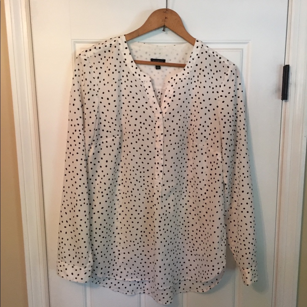 Talbots 100% polyester long sleeved blouse